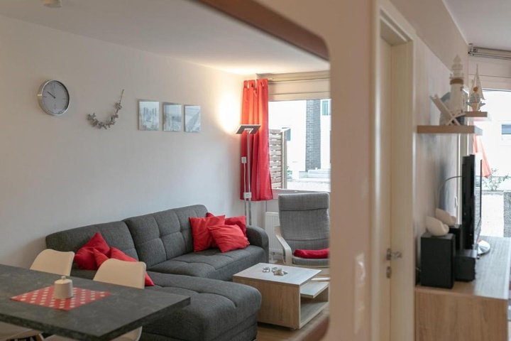 Room 4 of 15