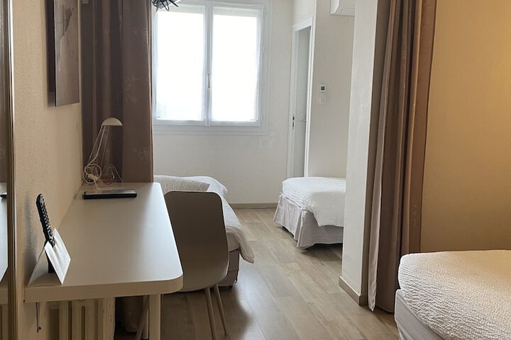 Room 6 of 60