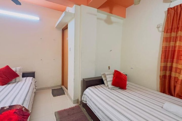 Room 14 of 20