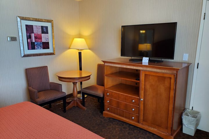 Room 9 of 46