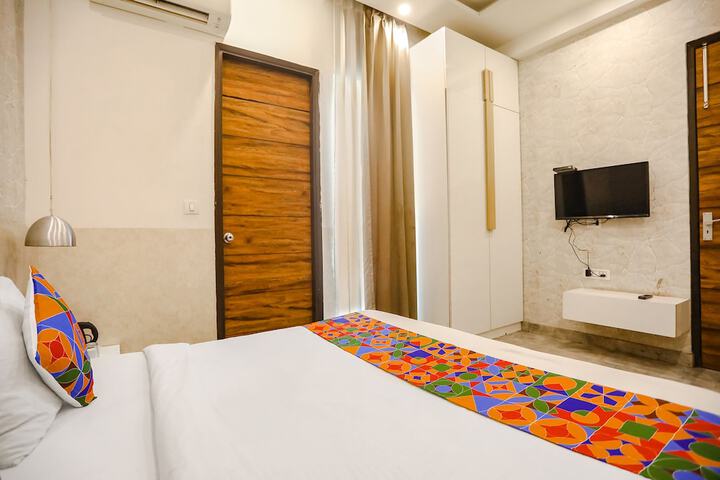 Room 21 of 31