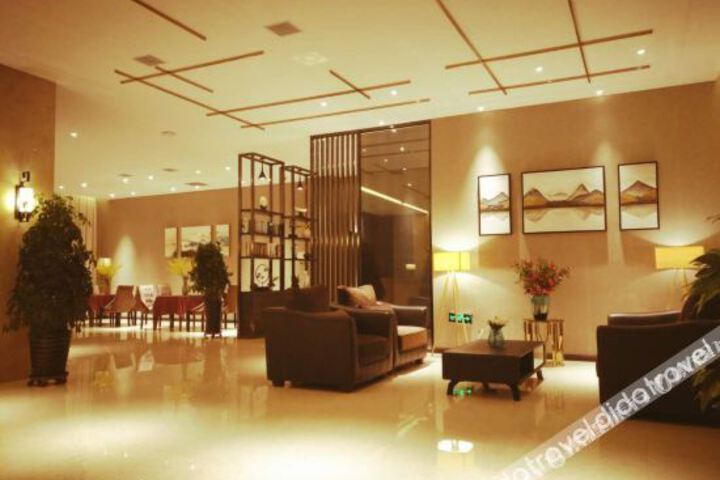 Hotel Interior 6 of 9