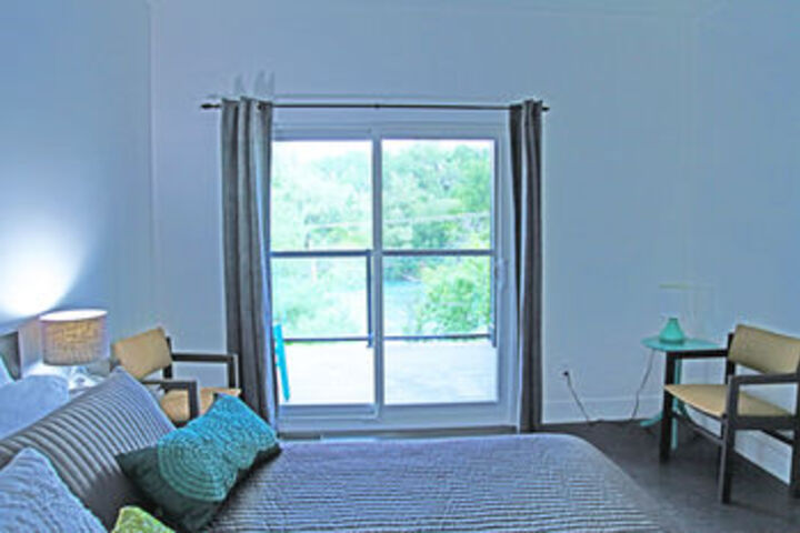 Room 54 of 63