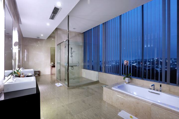 Room 20 of 52