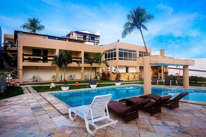 Pools & Facilities