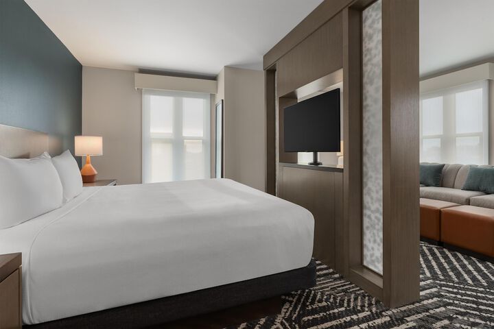 Room 10 of 62