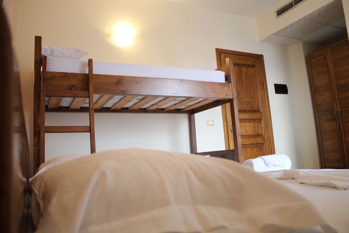 Room 16 of 29
