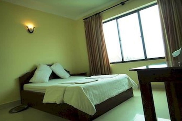 Room 7 of 47