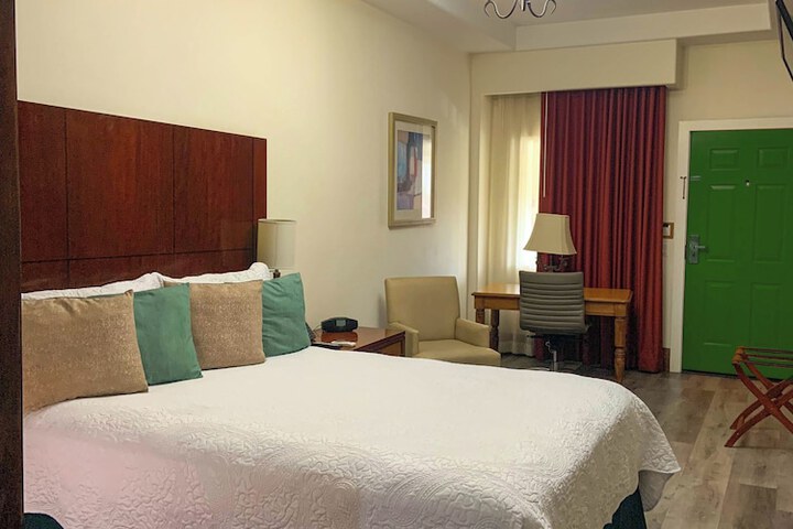 Room 14 of 63