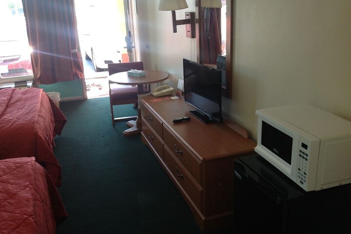 Room 4 of 21