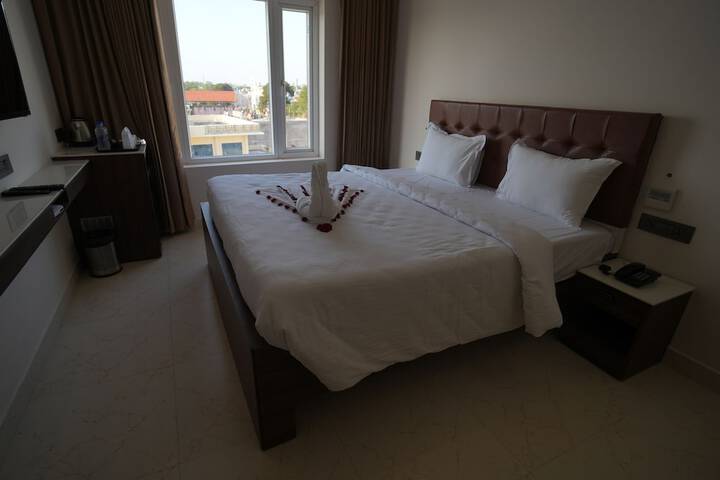 Room 8 of 23