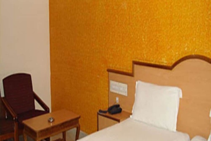 Room 7 of 21