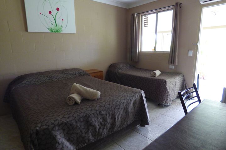 Room 4 of 54