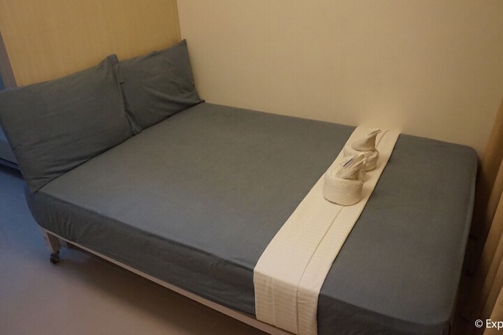 Room 8 of 59