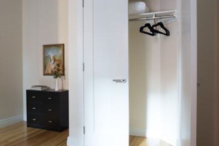 Room 12 of 23