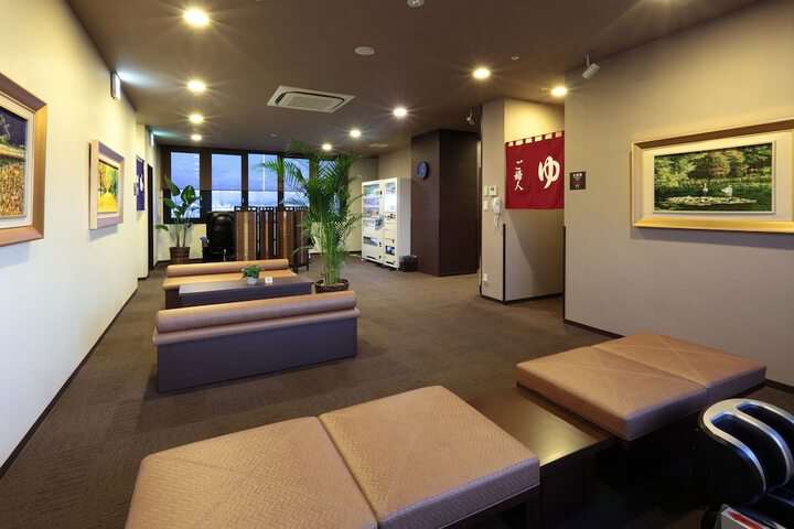 Hotel Interior 22 of 29
