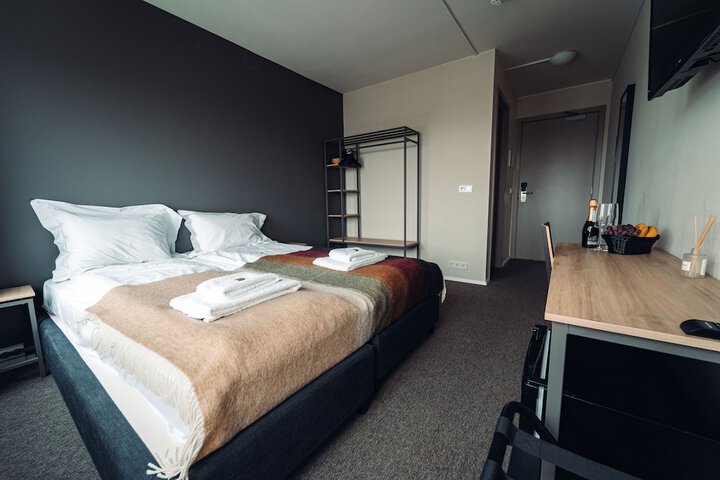 Room 63 of 123