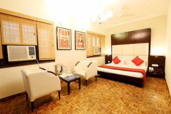 OYO Rooms Signature Tower