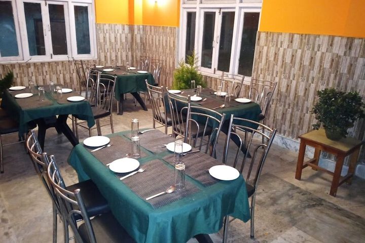Dining 6 of 6