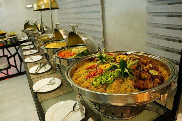 Dining 42 of 56