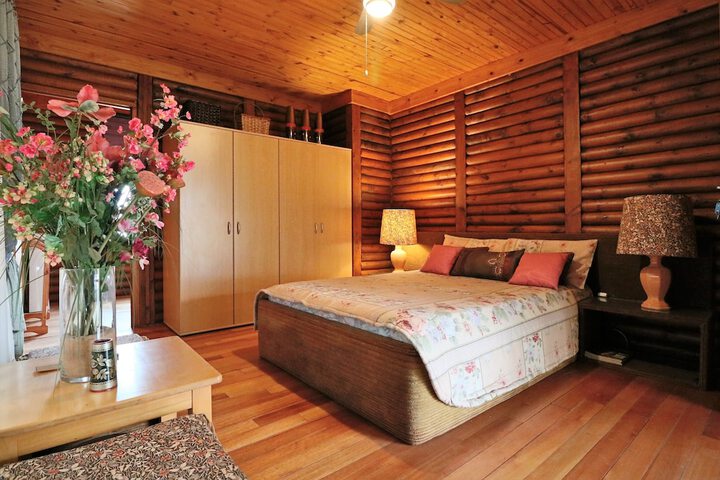 Room 5 of 21