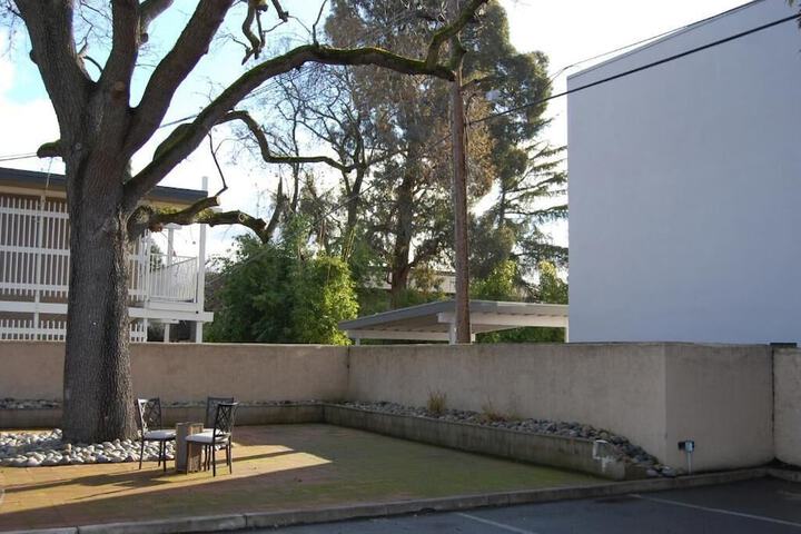 Property Grounds 18 of 24