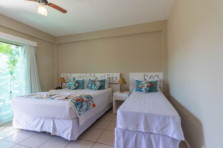 Room 40 of 181