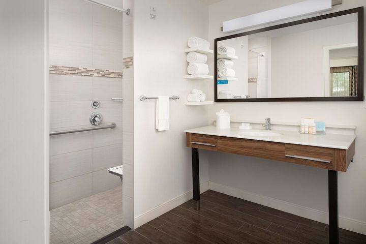 Bathroom shower