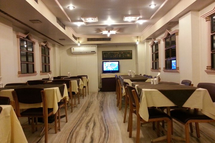 Dining Photos