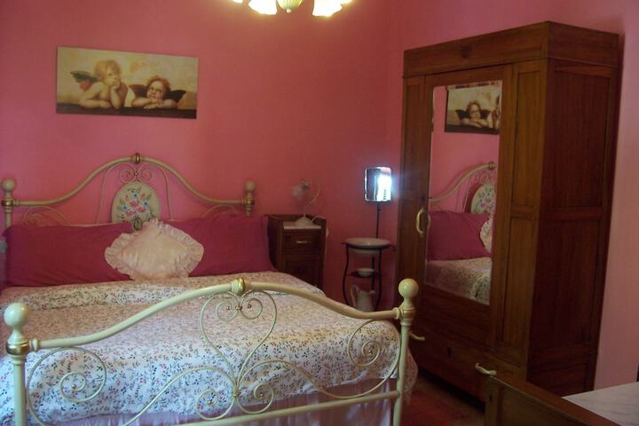Room 68 of 89