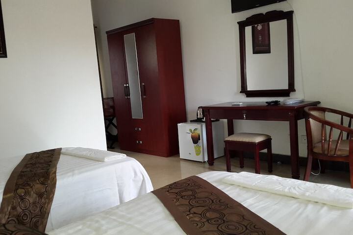 Room 8 of 44