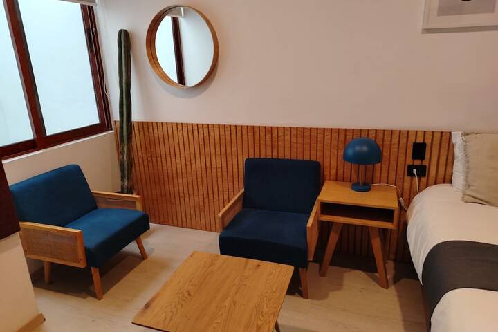 Room 16 of 22