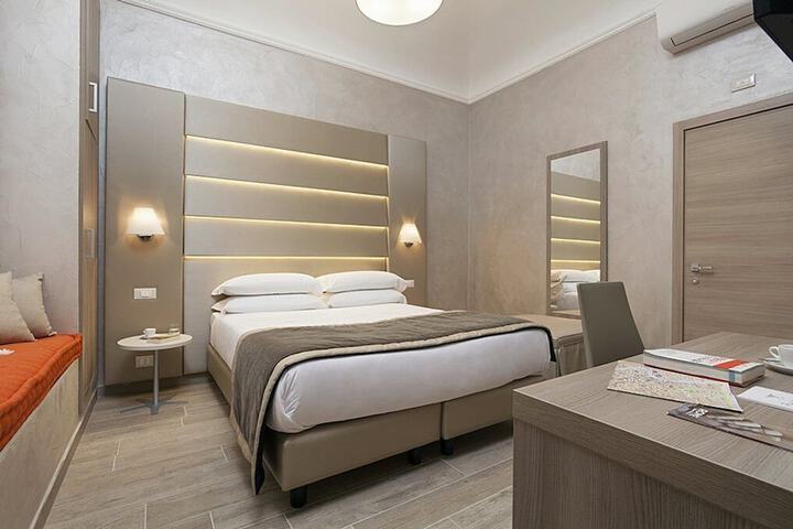 Room 45 of 111