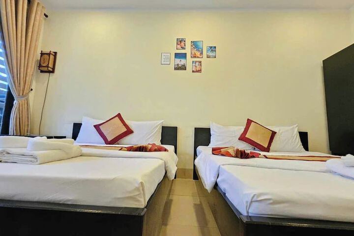 Room 9 of 22