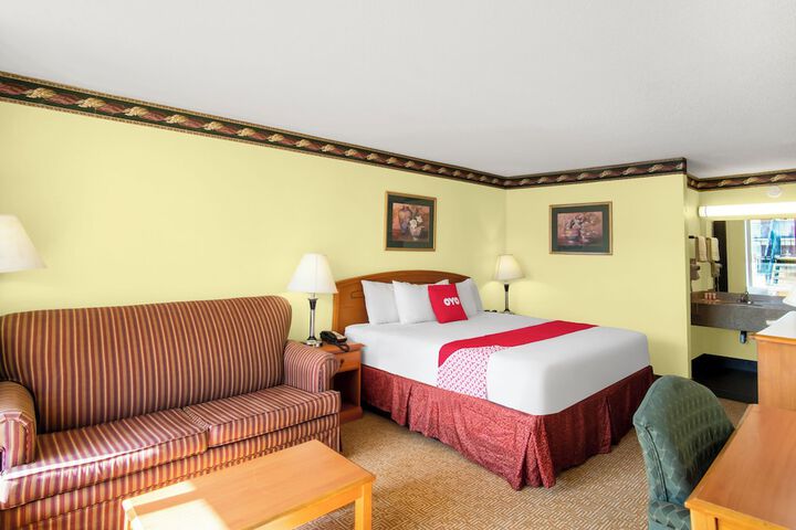 Standard Room, King or Two Doubles (7 of 10)