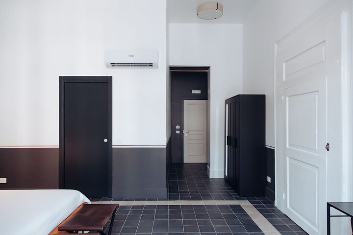 Room 43 of 91