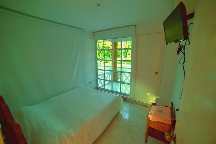 Room 3 of 50
