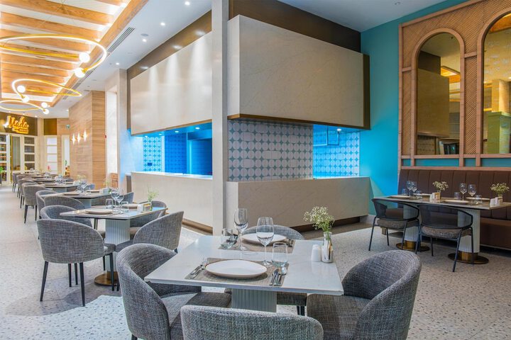 Dining 87 of 137