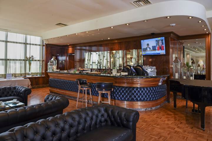 Lounge 59 of 79