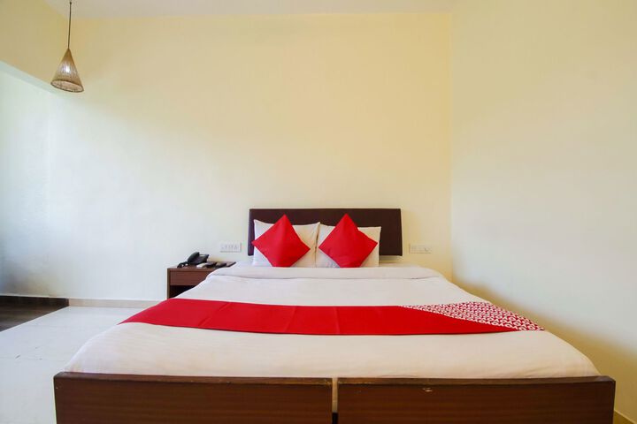 Room 34 of 39