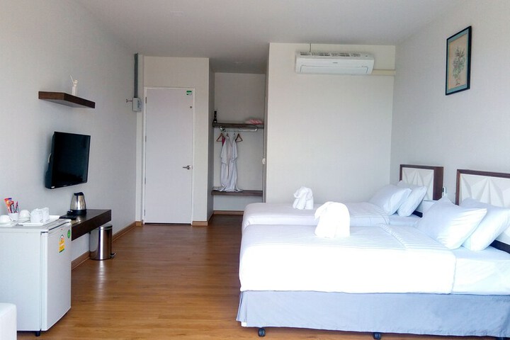 Room 14 of 52