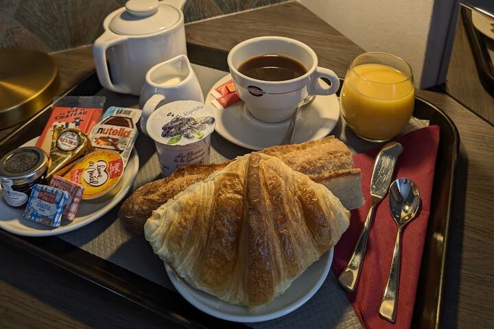 Breakfast/Coffee Service 37 of 43