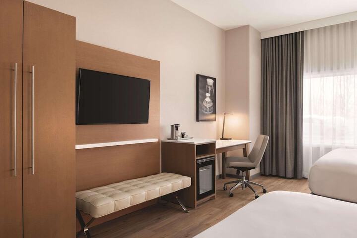 2 Queen Beds (1 of 2)