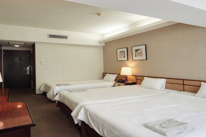Room 29 of 59