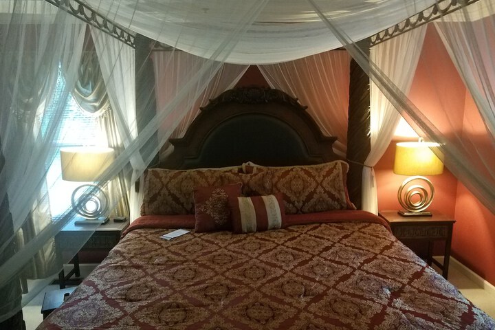 Room 9 of 23