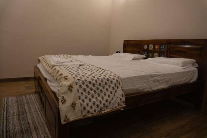 Room 3 of 22