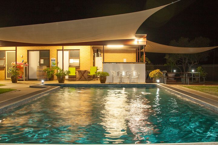Pool 61 of 83