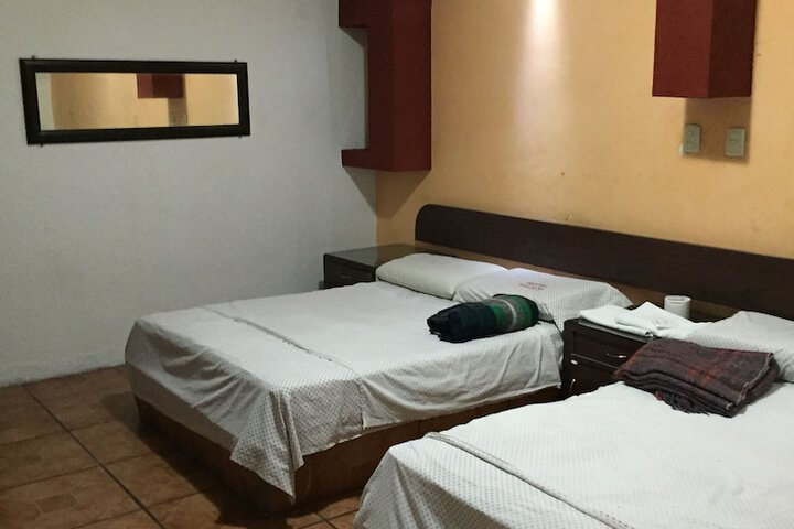 Room 7 of 19
