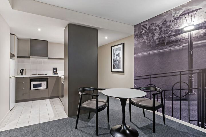 Room 3 of 63
