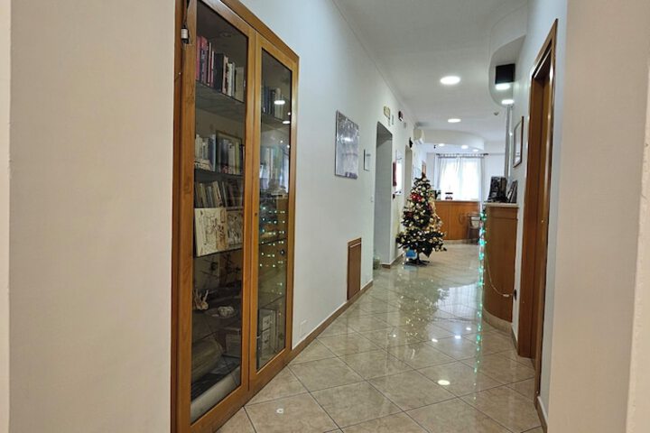 Ballroom/Hall 42 of 49